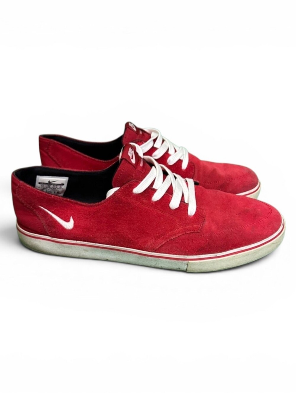 Nike Men’s Bretta  Red Suede Low-Top Sneakers Size 13